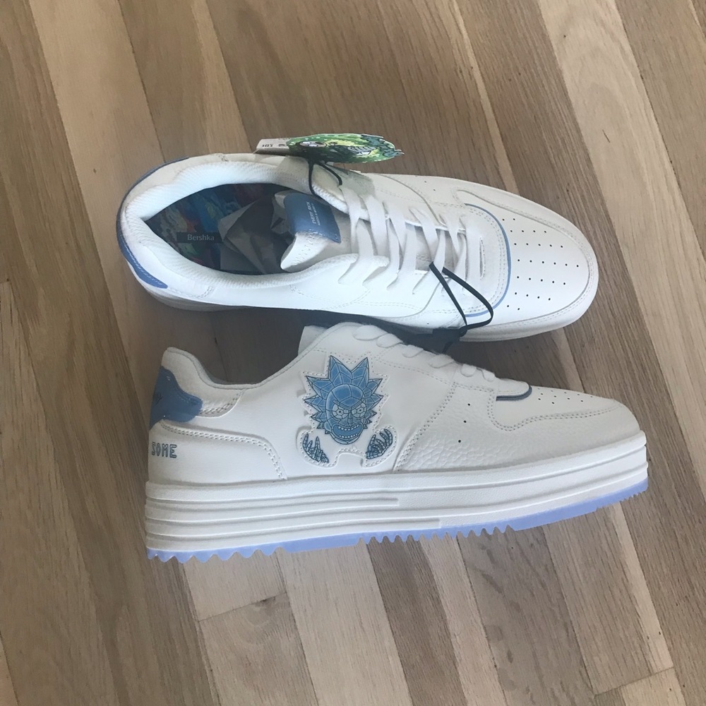 NWT Rick & Morty sneakers size 11